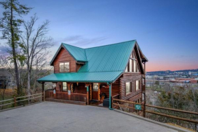 Spacious 3BR Stunning VIEWS Hot Tub